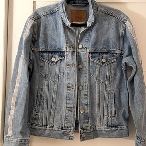Levi’s Proum Trucker Jacket with Crystals Size M